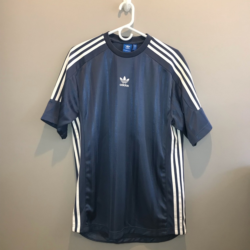 Adidas jersey men’s medium light blue medium